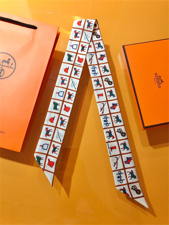 H**mes twilly 100% silk 37846