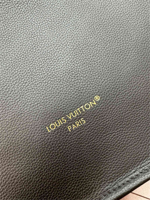 L.V Reversible Nererful Inside Out MM Black cowhide leather/Monogram Coated Canvas M11946 TOP