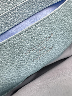 l.v nano madeleine blue S*pple grained cowhide leather m12211 top