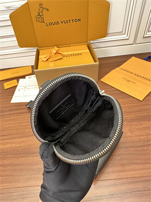 L.V Duo Slingbag Monogram coated canvas and Taiga cowhide leather Black M30936 TOP