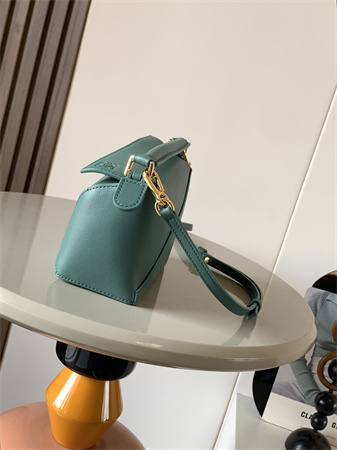 L0ew* mini puzzle bag in classic calfskin