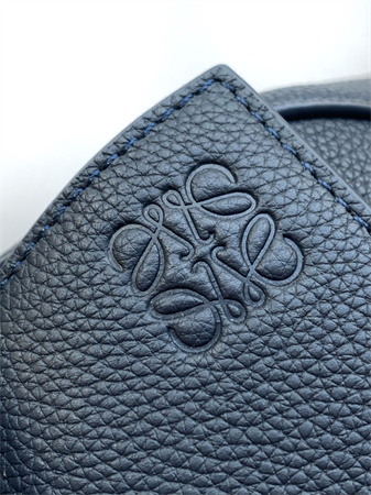 L0ew* small puzzle bag in soft grained calfskin navy