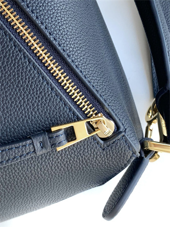 L0ew* small puzzle bag in soft grained calfskin navy