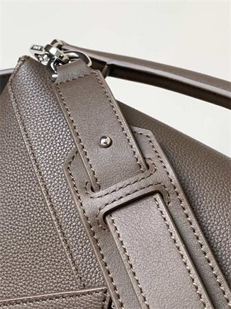 L0ew* puzzle bag in soft grained calfskin
