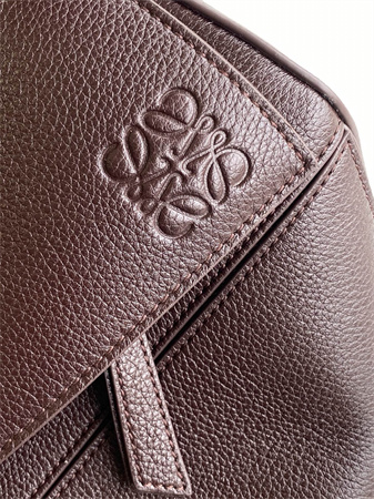 L0ew* large puzzle bag in shinny grained calfskin