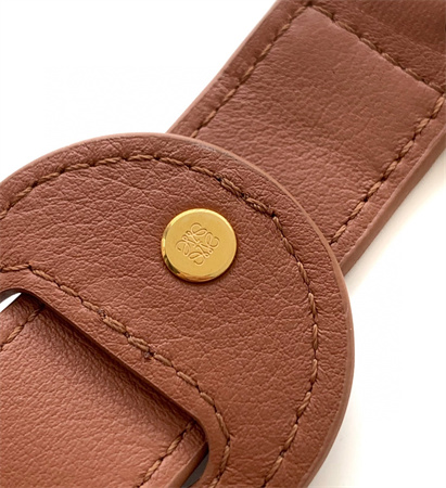 L0ew* strap in calfskin adjustable