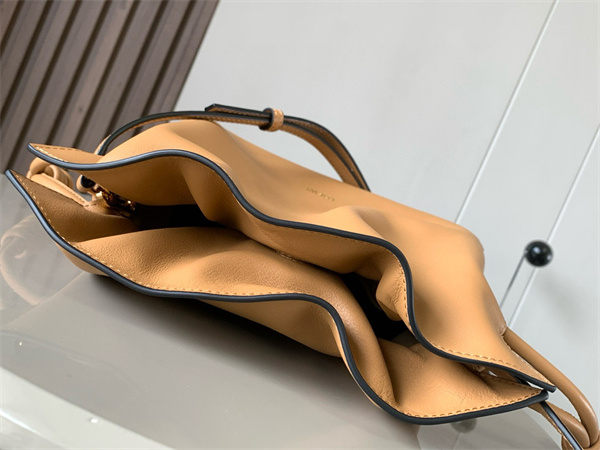 L0ew* mini flamenco clutch in nappa calfskin