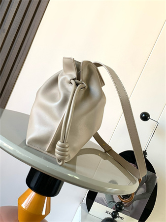 L0ew* medium flamenco clutch in nappa calfskin