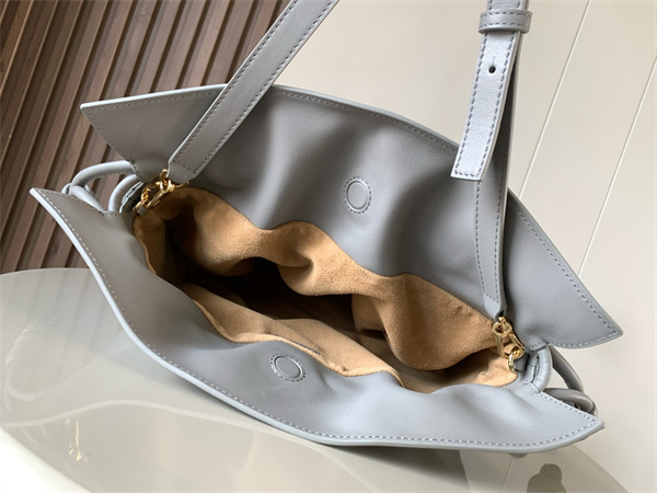 L0ew* medium flamenco clutch in nappa calfskin