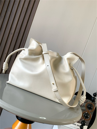 L0ew* medium flamenco clutch in nappa calfskin