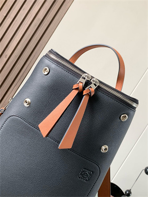 L0ew* goya backpack in soft grained calfskin black