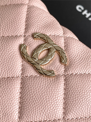 Ch*el coco crush top handle bag grained calfskin gold tone metal pink ap4591