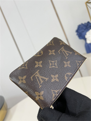 LV Key Pouch S Monogram Canvas M13559