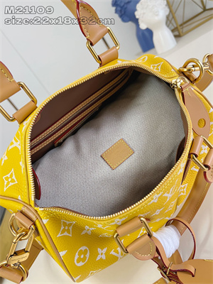 L.V Speedy P9 Bandoulière 30 Monogram Soft Calfskin Yellow