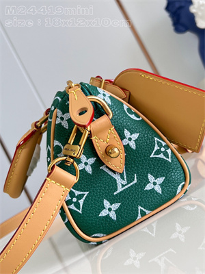 L.V Speedy P9 Bandoulière 18 Monogram Soft Calfskin Green
