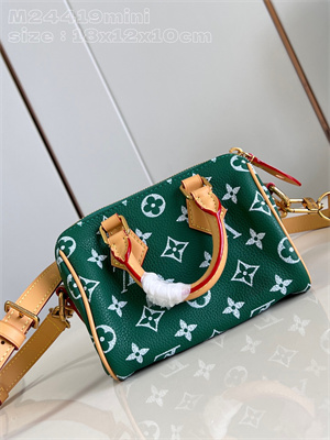 L.V Speedy P9 Bandoulière 18 Monogram Soft Calfskin Green