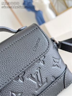 LV Steamer East West Wearable Wallet Taurillon Monogram embossed cowhide leather Black M13888