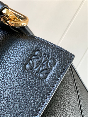 L0ew* small puzzle bag in soft grained calfskin gold tone metal black