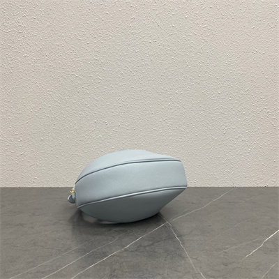 ce**e teen lulu in S*pple grained calfskin in glacier color