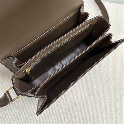 Ce**e classique triomphe bag in shiny calfskin dk brown color