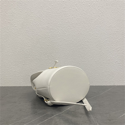 Ce**e backpack bonnie in smooth calfskin rice color