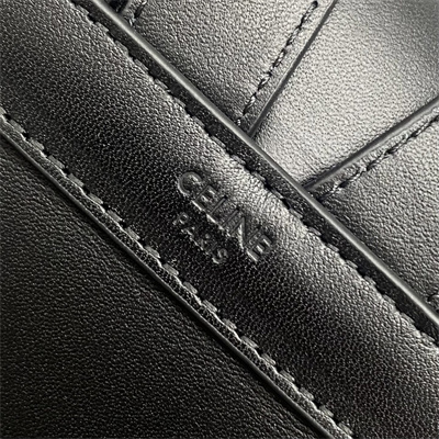 Ce**e backpack bonnie in smooth calfskin black color