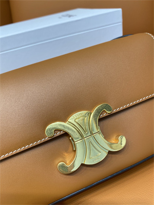 Ce**e triomphe shoulder bag in shiny calfskin brown color