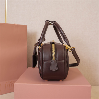 M*um*u arcadie matelassé nappa leather top handle bag briarwood color