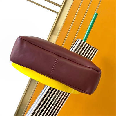 Y.S.L Jamie Shopping Bag In Lambskin Bordeaux Color