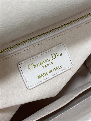 CD Medium Lady Di.or Bag Cannage Lambskin Gold Tone Metal Sakura