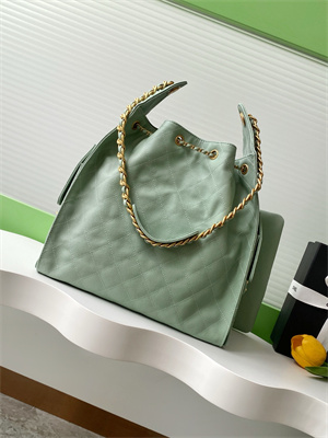 Ch*el 25 medium handbag grained calfskin gold tone metal green as5311