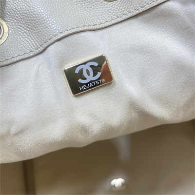 Ch*el 25 medium handbag grained calfskin gold tone metal beige as5311