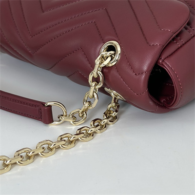 Gu.cci GG Marmont medium shoulder bag matelassé chevron lambskin leather Light gold-toned hardware Rosso Ancora red 837267