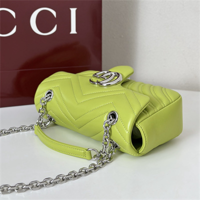 Gu.cci GG Marmont Small shoulder bag matelassé chevron lambskin leather Silver toned hardware Bright Green 837280