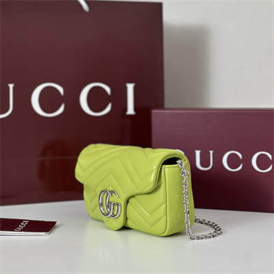 Gu.cci GG Marmont Mini shoulder bag matelassé chevron lambskin leather Silver toned hardware Bright Green 841290