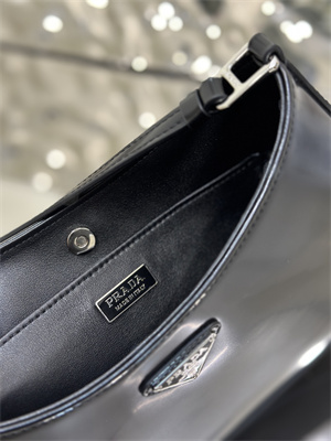 Pra*a cleo brushed leather shoulder bag black 1bc499