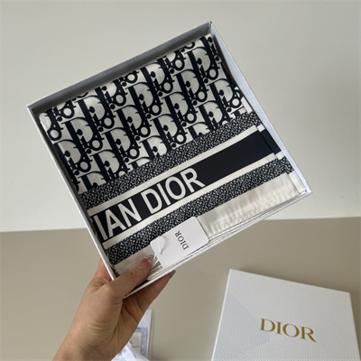D*or square silk scarf 38545