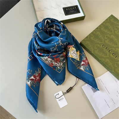 G*u*i square silk scarf 38559