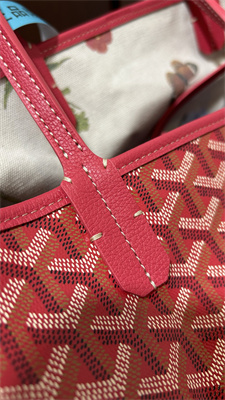 Go*ard saint l0*is pm bag in Go*ardine canvas & chevroches calfskin fuchsia