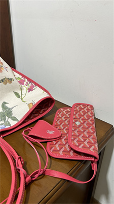 Go*ard saint l0*is gm bag in Go*ardine canvas & chevroches calfskin fuchsia