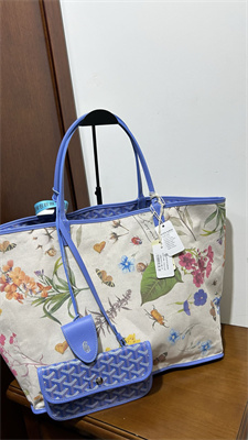 Go*ard saint l0*is gm bag in Go*ardine canvas & chevroches calfskin iris