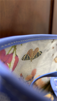 Go*ard saint l0*is gm bag in Go*ardine canvas & chevroches calfskin iris