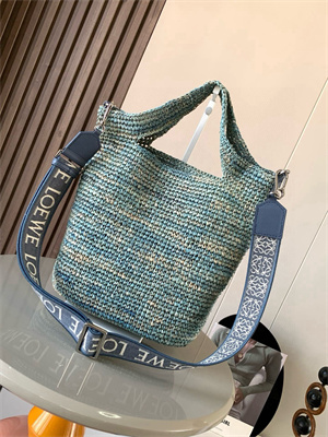 L0ew* slit mini tote bag in raffia &calfskin blue