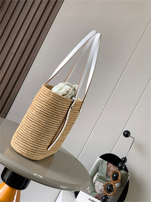 L0ew* small square basket in raffia&calfskin nature/white