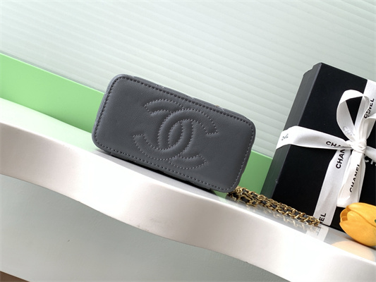 Ch*el vanity with chain grained calfskin& gold-tone metal grey ap4799