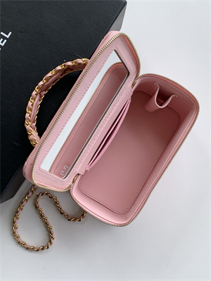 Ch*el vanity with chain grained calfskin& gold-tone metal pink ap4799