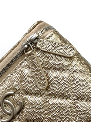 Ch*el vanity case grained calfskin& silver-tone metal gold ap3940