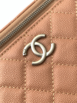 Ch*el vanity case grained calfskin& silver-tone metal brown ap3940