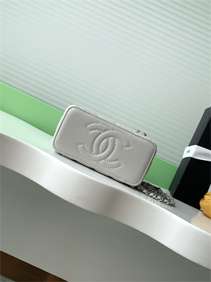 Ch*el vanity case lambskin & silver-tone metal grey ap3940