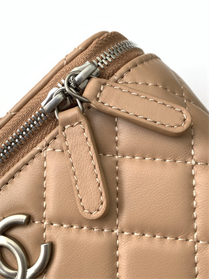 Ch*el vanity case lambskin & silver-tone metal brown ap3940